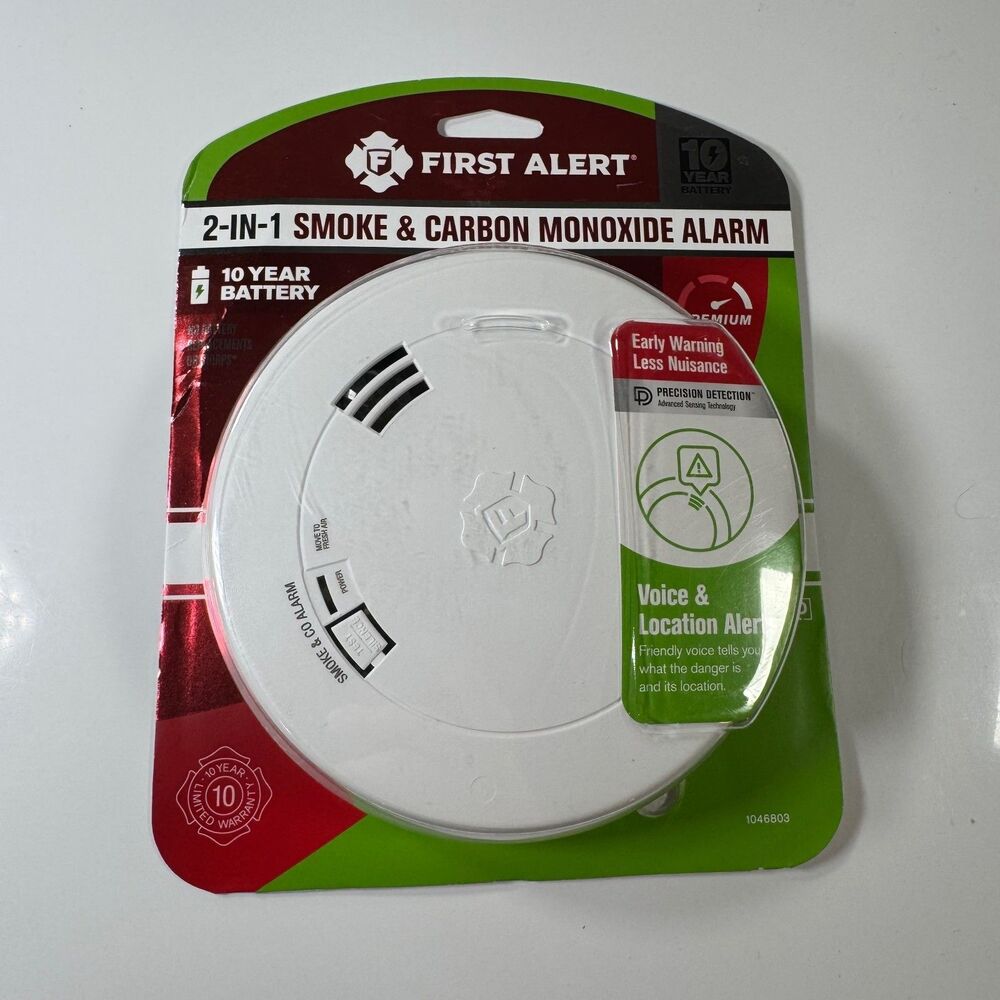 First Alert 2-in-1 Smoke Carbon Monoxide Alarm 10 Year Sealed Battery Voice NEW